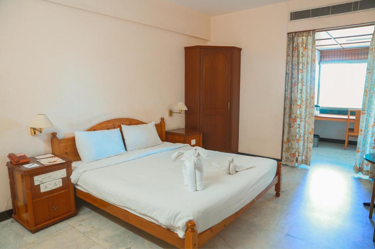 Bell Hotel Sivakāsi Extérieur photo