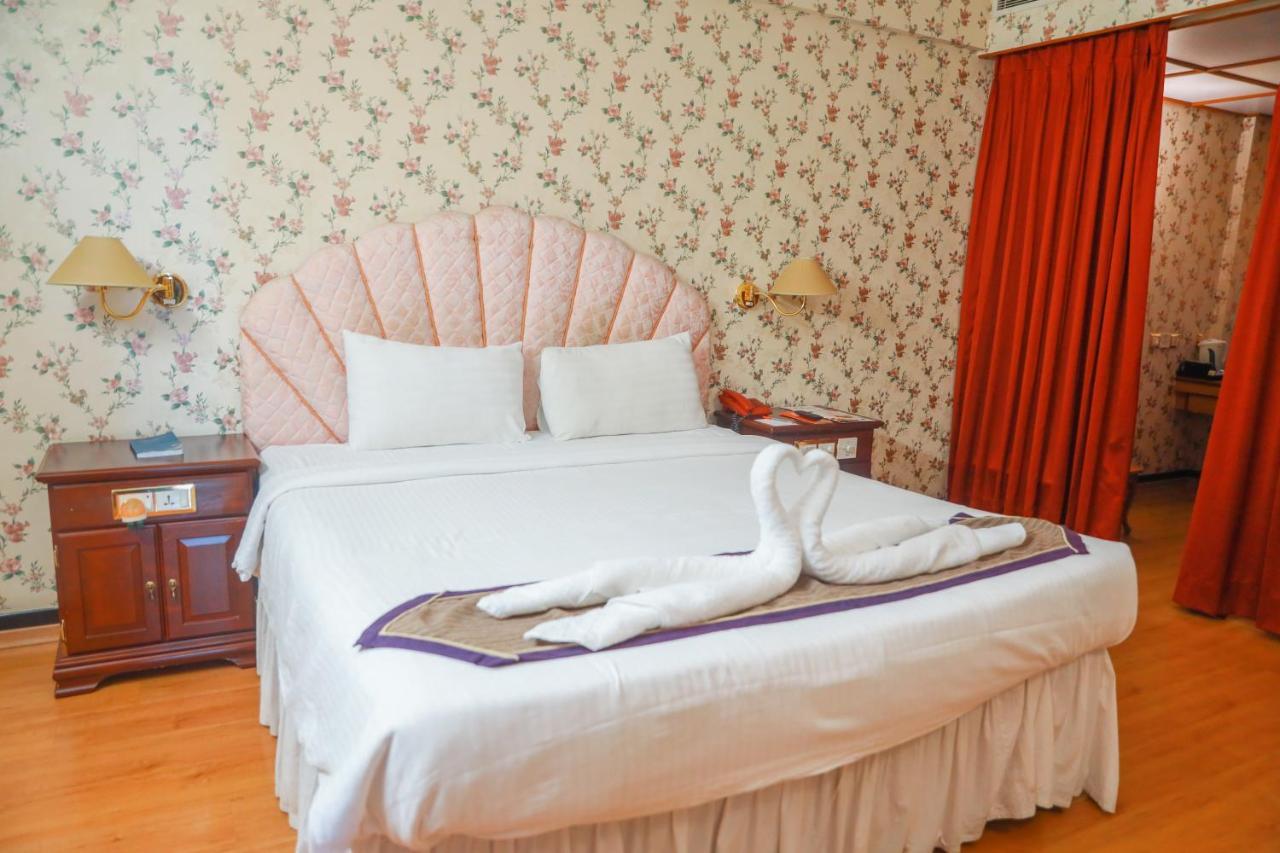 Bell Hotel Sivakāsi Extérieur photo