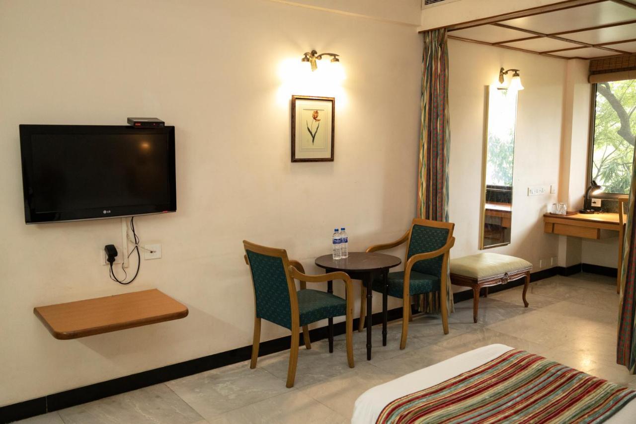 Bell Hotel Sivakāsi Extérieur photo