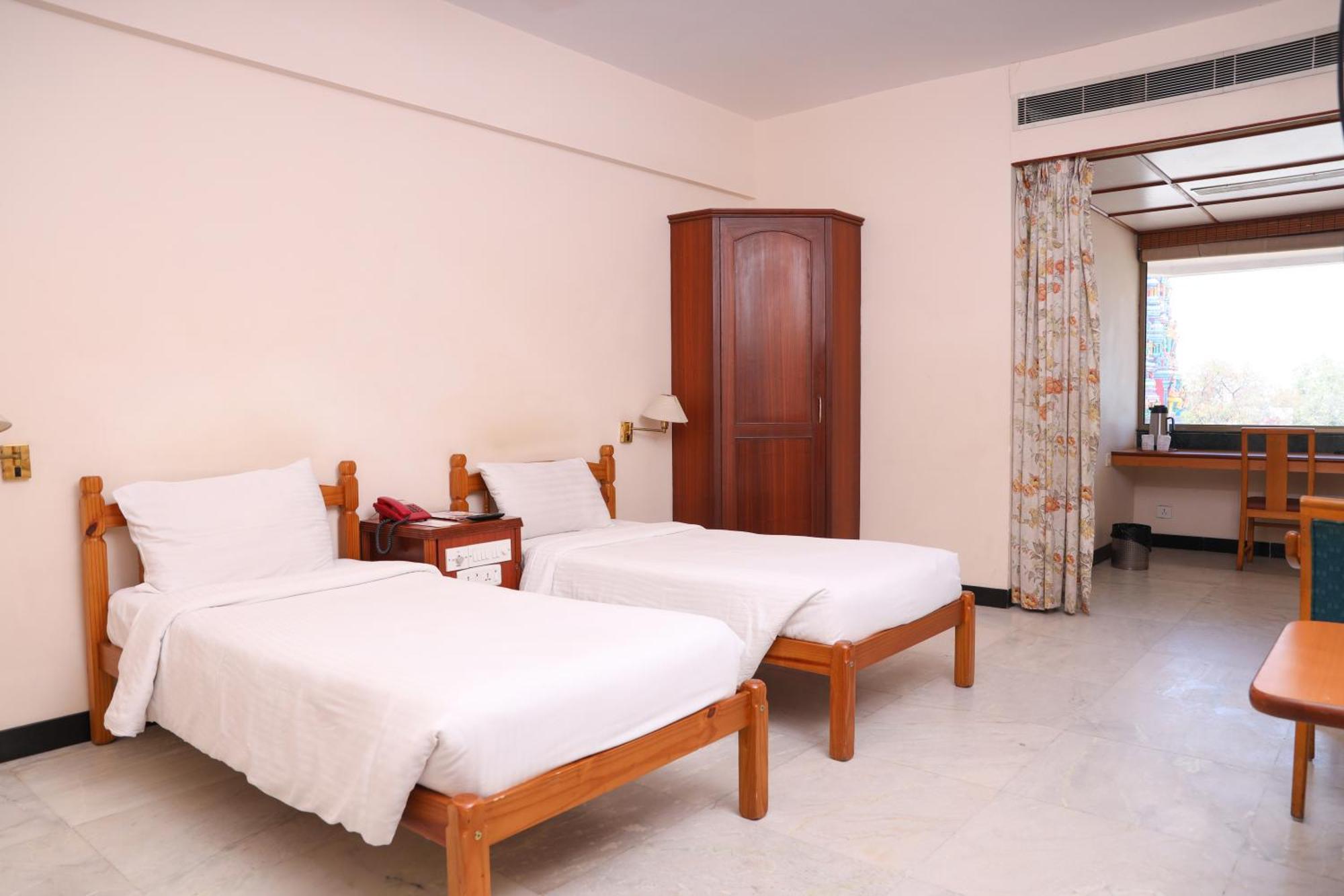 Bell Hotel Sivakāsi Extérieur photo