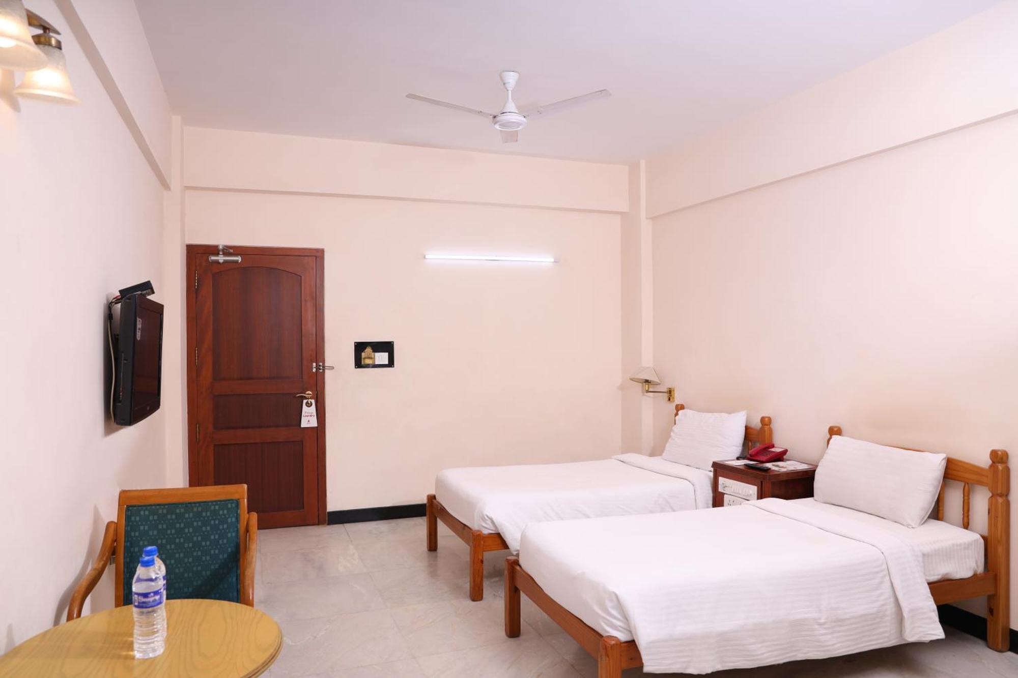 Bell Hotel Sivakāsi Extérieur photo